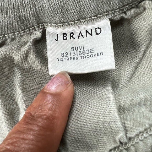 J. Brand Suvi green jeans cropped skinny size 31 button hem - Picture 5 of 8